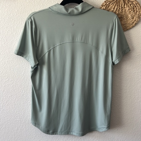 Lululemon Quick-Drying Short Sleeve Polo Shirt - Silver Blue - Size 10-12 - Picture 7 of 11